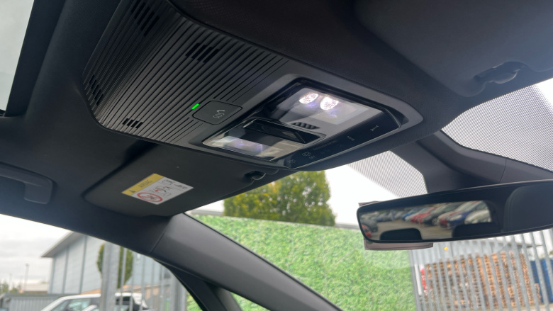 Volkswagen ID.3 150kW Family Pro Performance 58kWh 5dr Auto Electric Hatchback